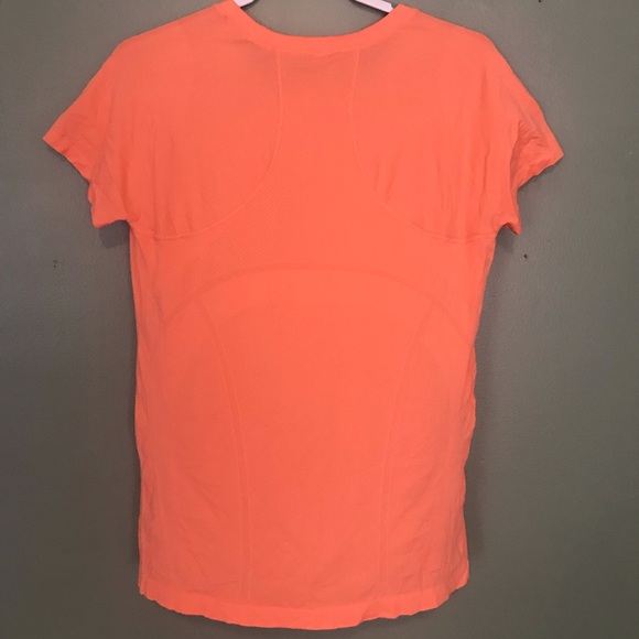 Athleta Top - Picture 3 of 3